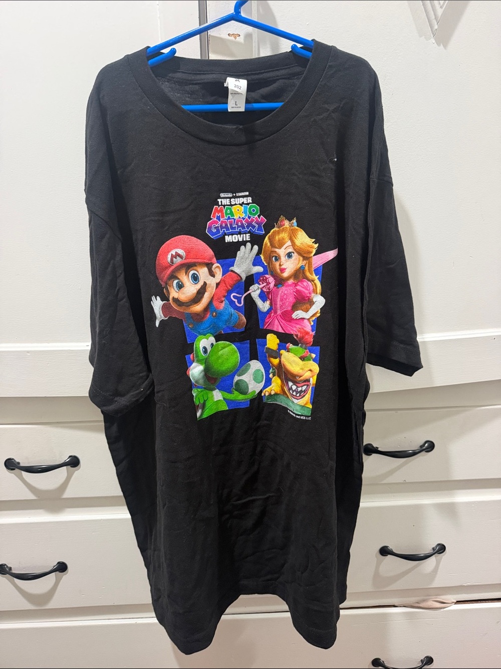Super Mario Galaxy men’s large Black Graphic Tee - Nintendo